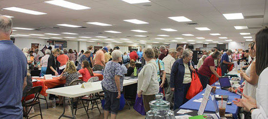 Senior_expo_people_2019.jpg